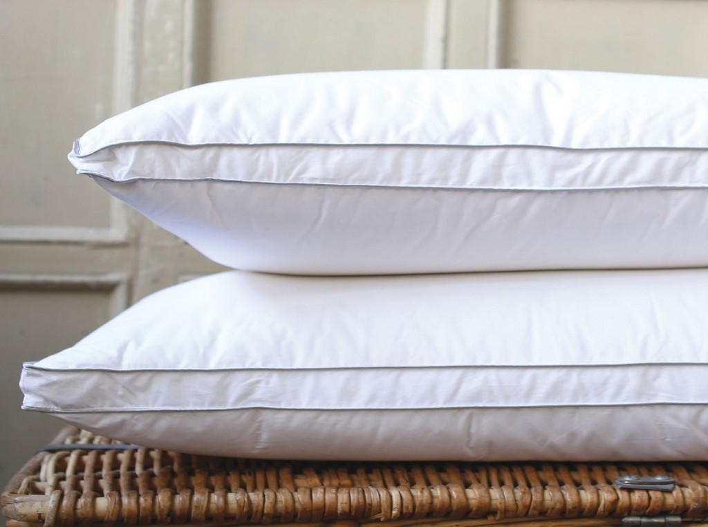 feather-and-down-pillows