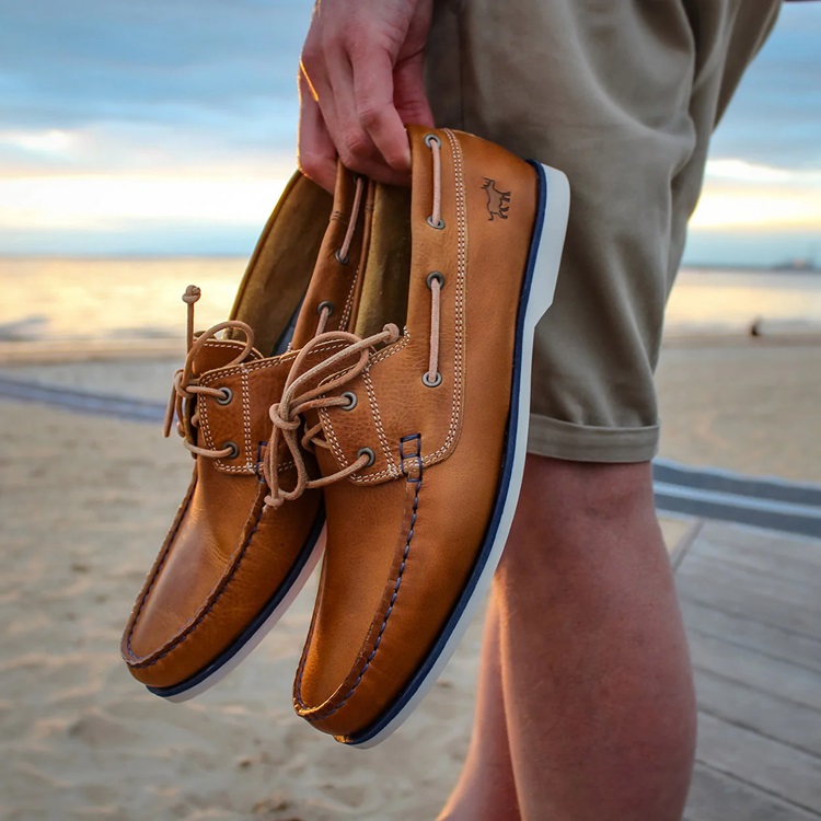Byron Boat Shoes Tan