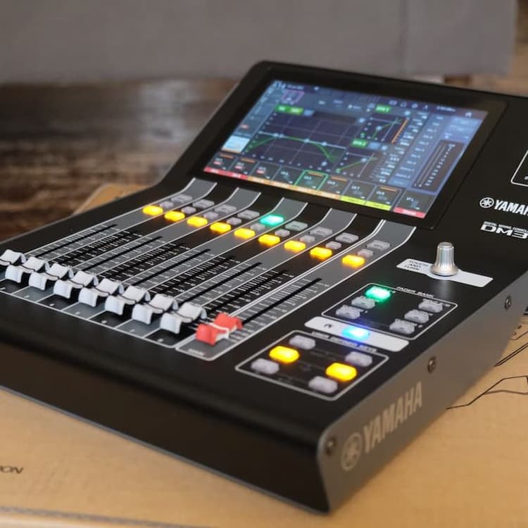 yamaha-mixer