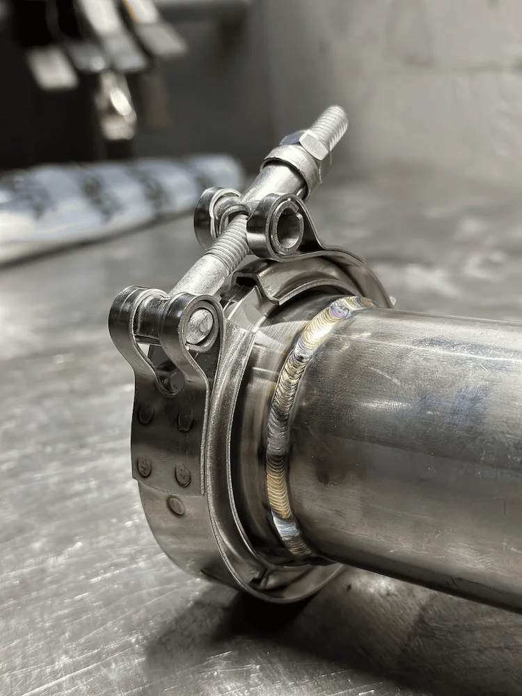 EXHAUST V BANDS & CLAMPS